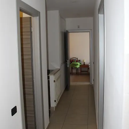 Apartament Papa